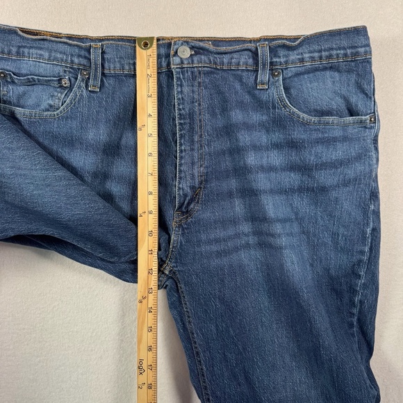 Levis Jeans Mens 40x30 Blue 541 Straight Leg Medium Wash - Picture 9 of 13
